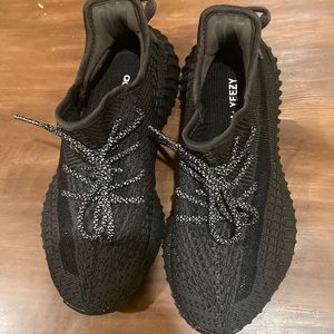 Men’s Adidas Yeezy Boost 350 V2 Black